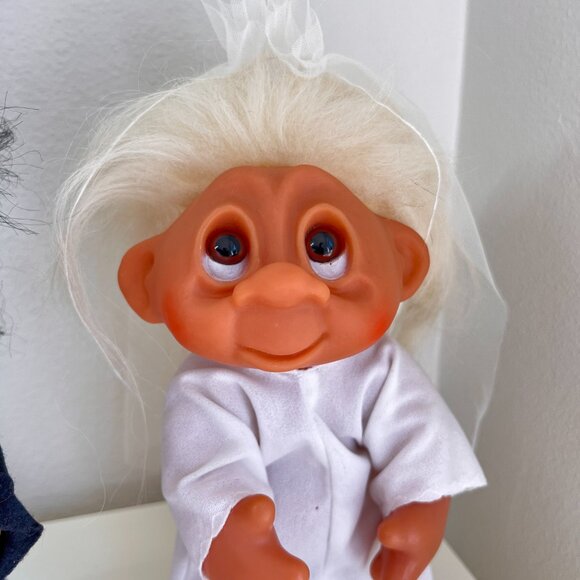 Troll Bride and Groom WEDDING COUPLE Troll Dolls 604 Thomas Dam Denmark 8-11” - Picture 8 of 16
